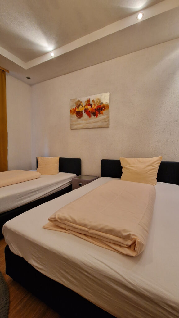 Hotel Memo (17)